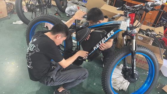 EU Warehouse Дисковое торможение 72V 2000W Двойной задний двигатель 23AH литийный аккумулятор 26&quot;x4.0&quot; жирная шина электрический велосипед